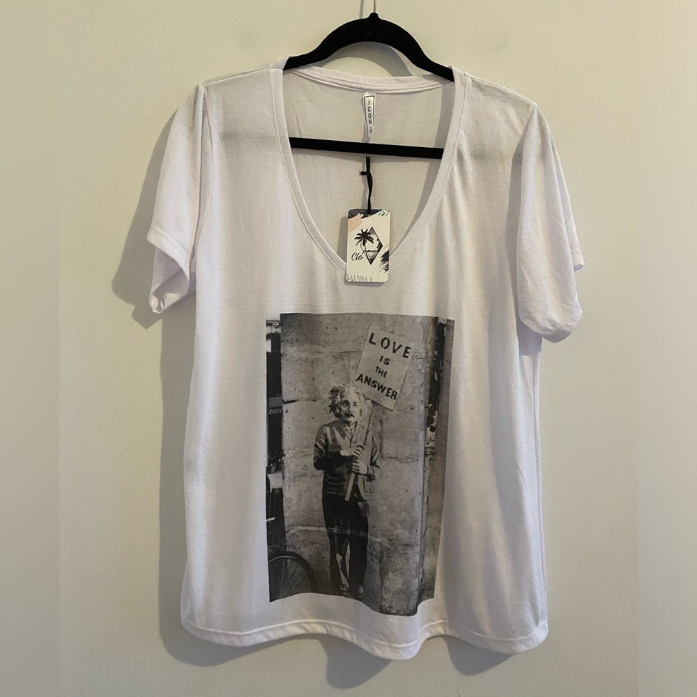 ICON By Clo White ”Love is the Answer” Albert Einstein Graphic Tee Size XL